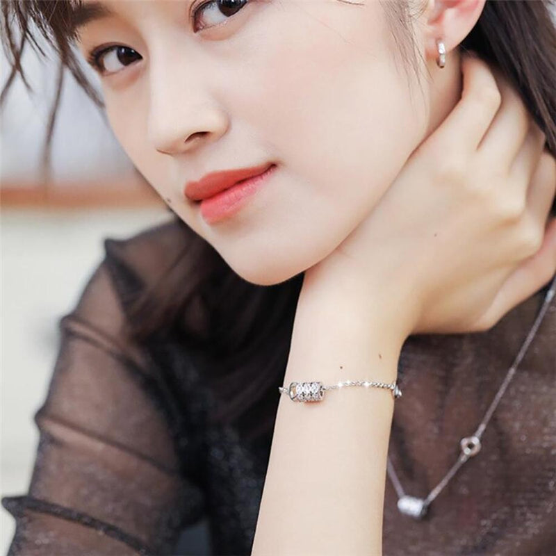 Zylinderförmiges Armband im koreanischen Stil mit Strassbesatz