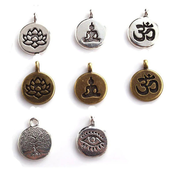 Mehrfach gewickeltes Perlenarmband mit Lotusblüten-Anhänger aus Lavastein