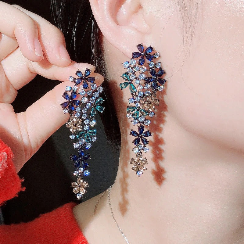Glänzende Zirkon Blume Lange Tropfen Fashion Statement Ohrringe