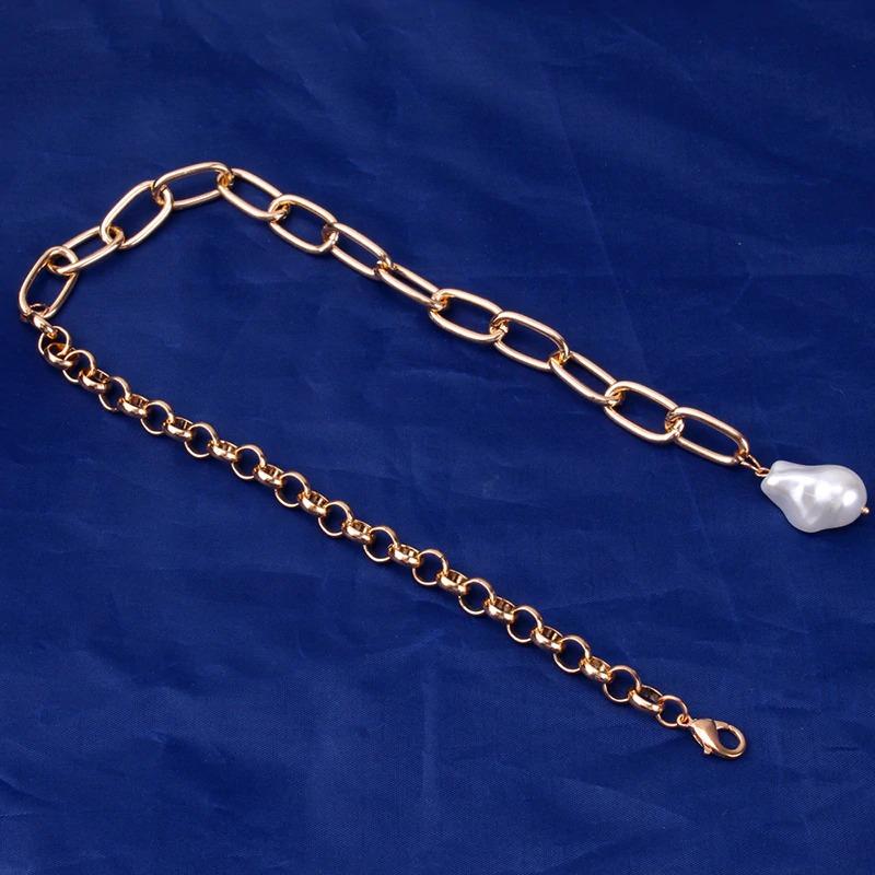 Luxuriöse Halskette mit Perlen- und Herzanhänger