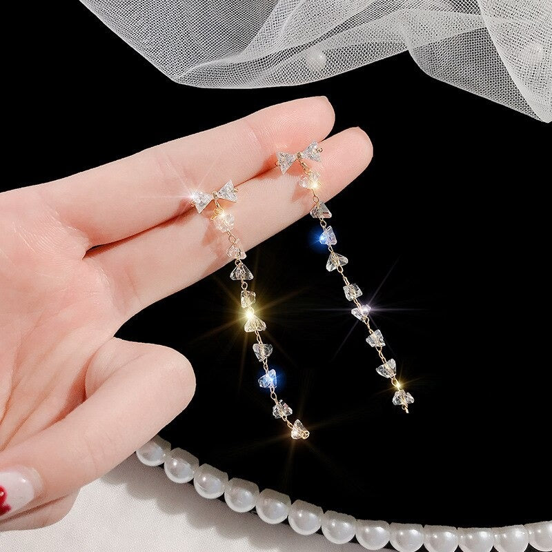 Luxuriöse Ohrstecker mit Strass-Quaste für Damen