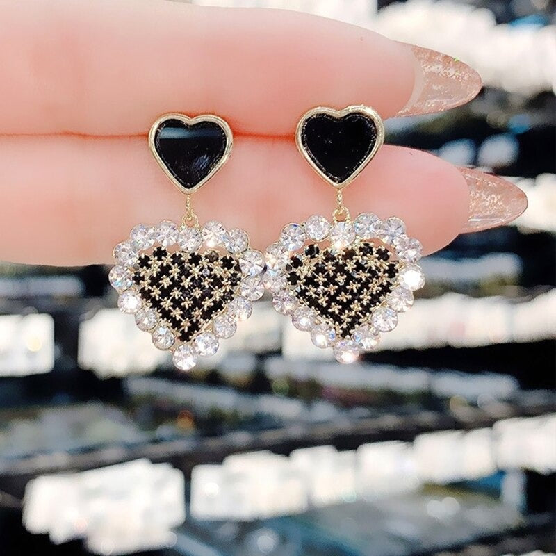 Luxuriöse Ohrstecker mit Strass-Quaste für Damen