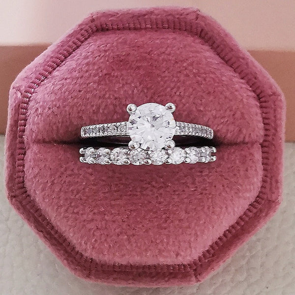 Luxuriöse Schmuckkollektion mit Zirkonia-Ringen