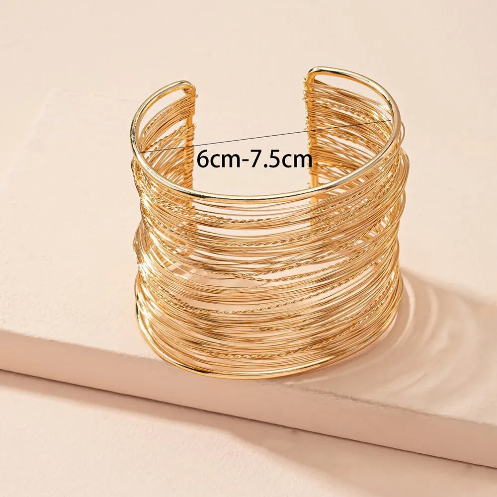 Goldfarbenes Fransen-Armband | Armband-Stapel