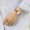 Minimalistisches, leicht lesbares Zifferblatt mit ultradünnen Quarzuhren aus veganem Lederarmband