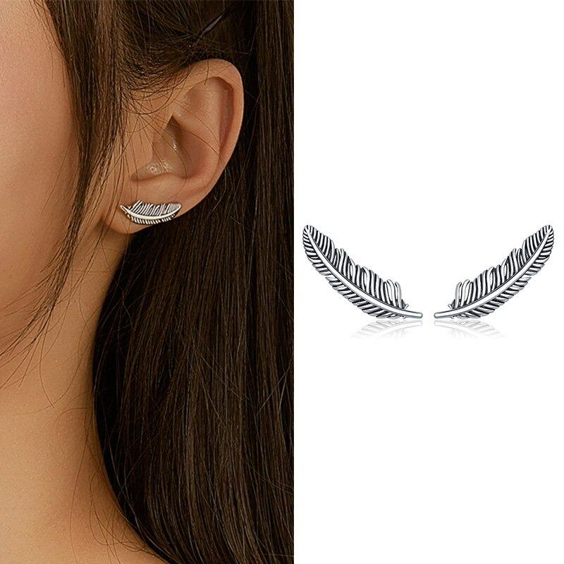 Minimalistische Ohrstecker-Kollektion mit Zirkonia-Akzenten