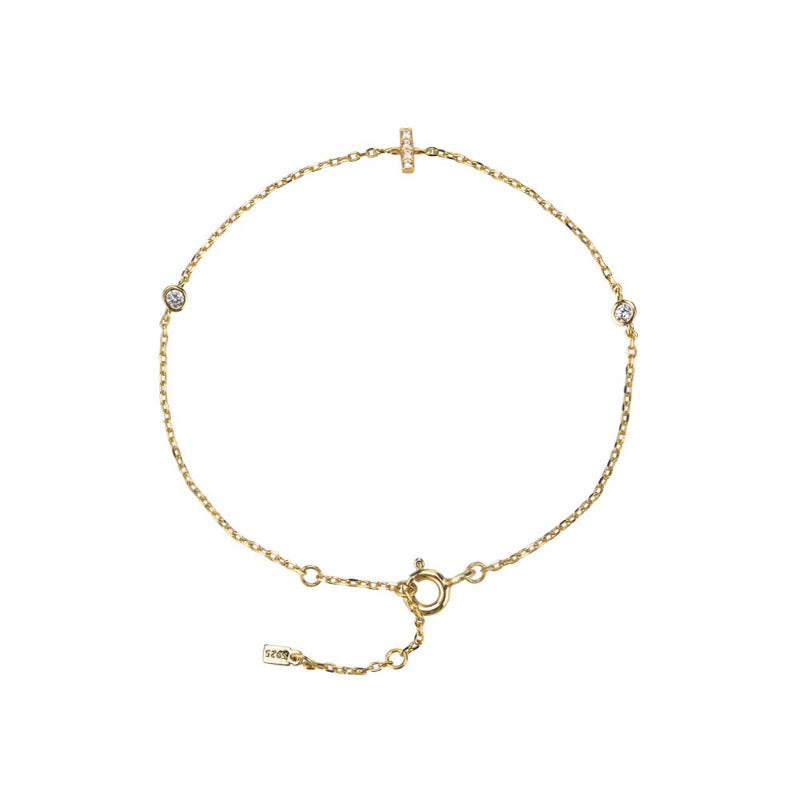 Minimalistische, mit Zirkonia verzierte, personalisierte Armbänder mit Initialen von A bis Z