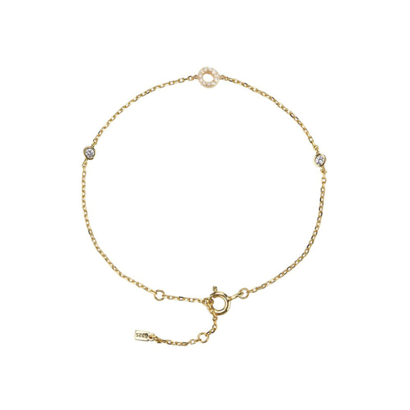 Minimalistische, mit Zirkonia verzierte, personalisierte Armbänder mit Initialen von A bis Z