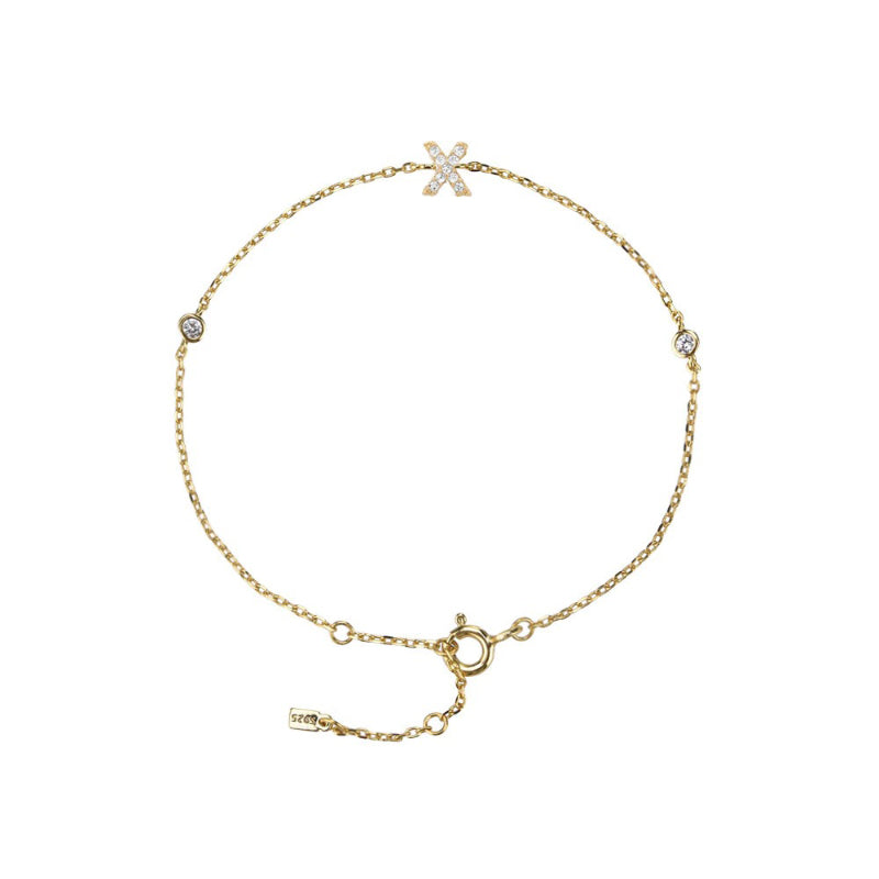 Minimalistische, mit Zirkonia verzierte, personalisierte Armbänder mit Initialen von A bis Z
