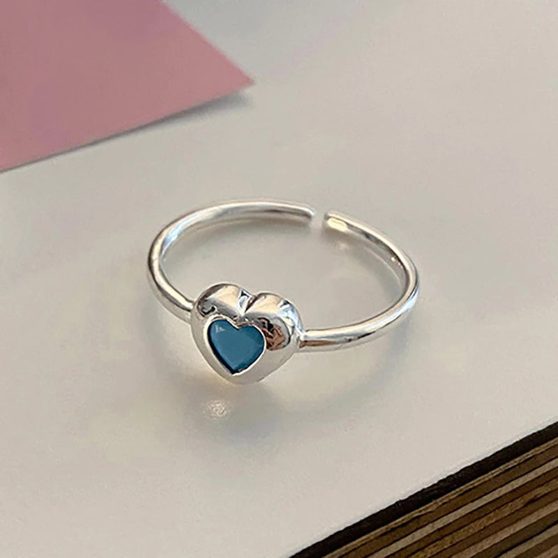 Minimalistische verstellbare Zirkonia-Ringe mit Herzmotiv