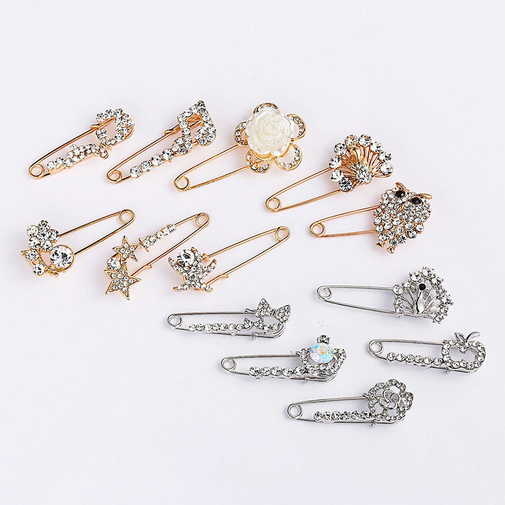 Sicherheitsnadelbroschen mit Strasssteinen in verschiedenen Stilen