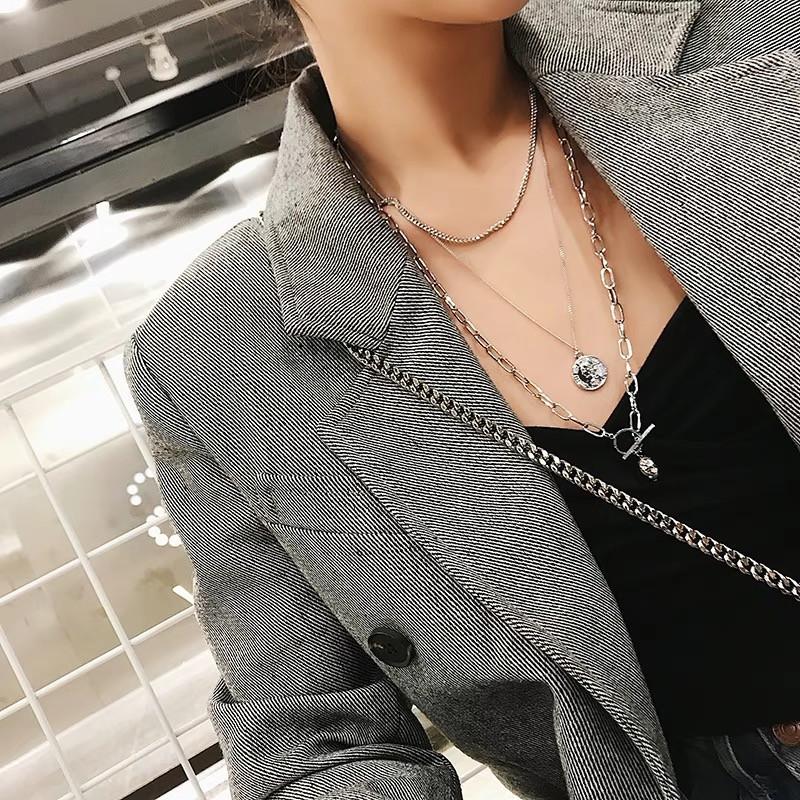 Mehrkettige modische Halskette