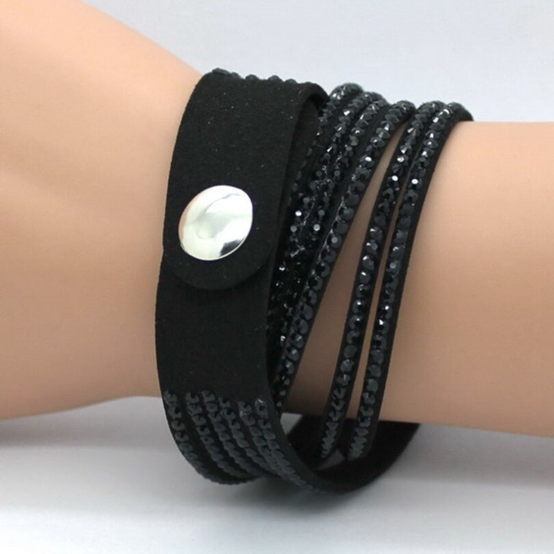 Mehrschichtige Wickelarmbänder mit farbigen Strassperlen