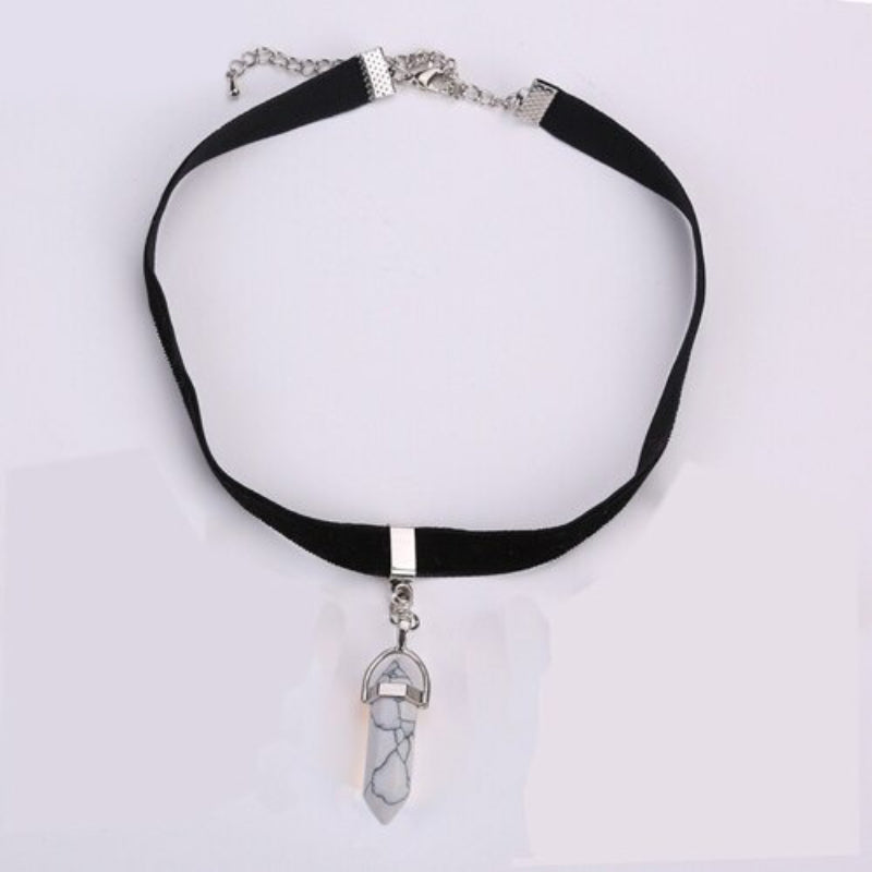 Mehrfarbige Chokerhalsketten mit klarem Glas und Strasssteinen