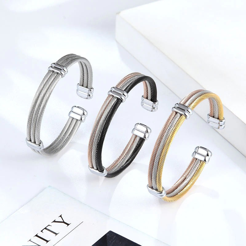Mehrfarbige Armreif-Manschettenarmbänder aus Edelstahl mit Kabel