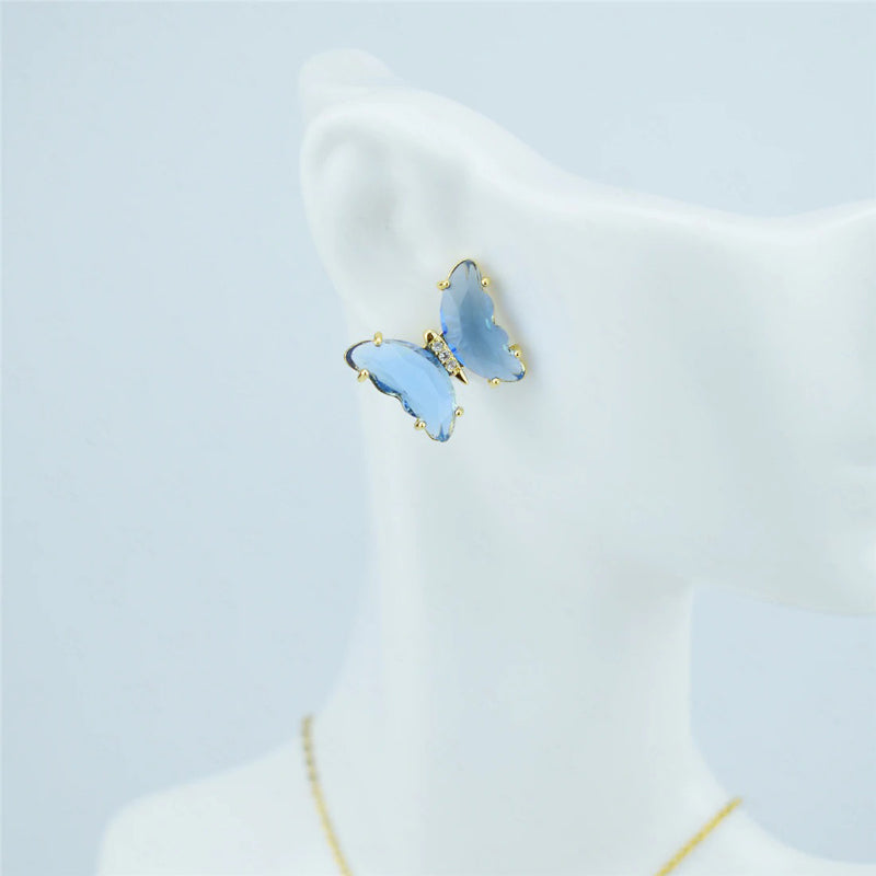 Schmuckset mit mehrfarbigen Zirkonia-Schmetterlingsohrringen und Halskette