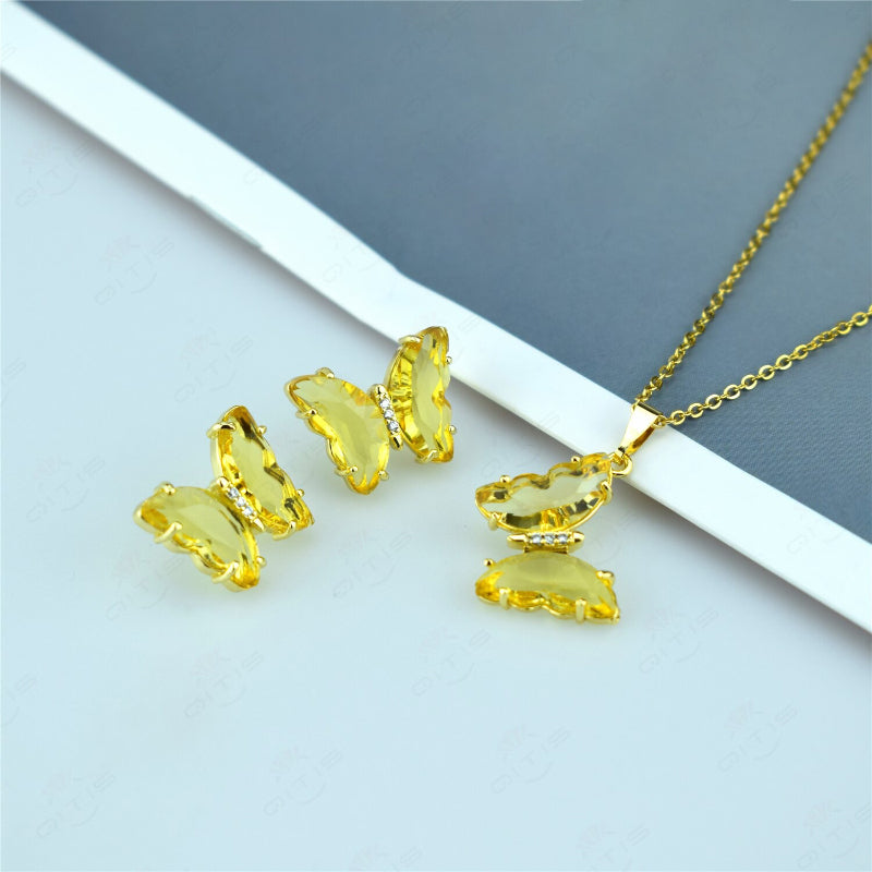 Schmuckset mit mehrfarbigen Zirkonia-Schmetterlingsohrringen und Halskette