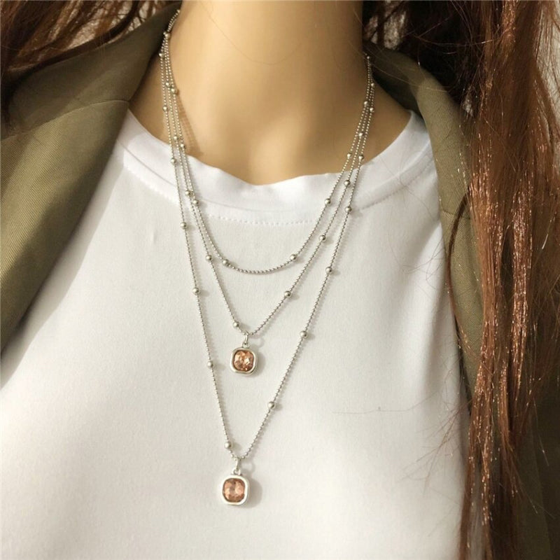 Mehrschichtiger quadratischer Strass-Anhänger mit Perlenkette, lange Halsketten