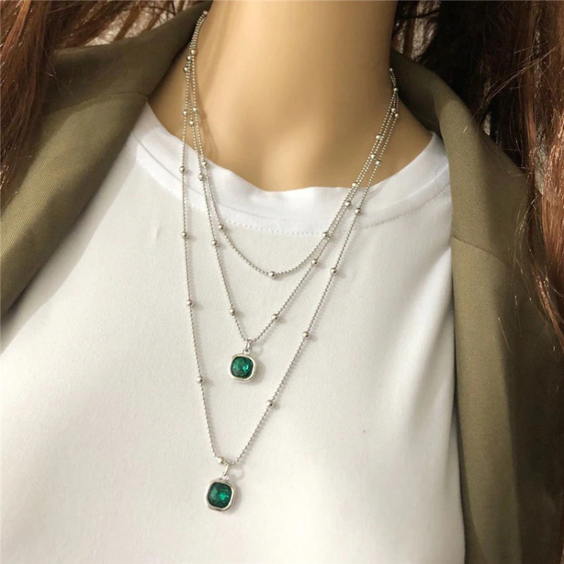 Mehrschichtiger quadratischer Strass-Anhänger mit Perlenkette, lange Halsketten