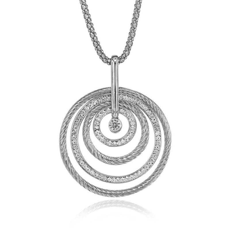 Mehrlagige Statement-Halskette mit rundem Kreolenanhänger und Strasssteinen