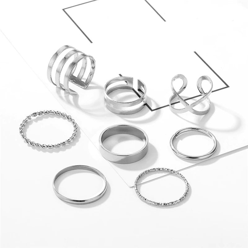 Offenes Ringset mit geometrischen Kreuzverdrehungen in mehreren Stilen