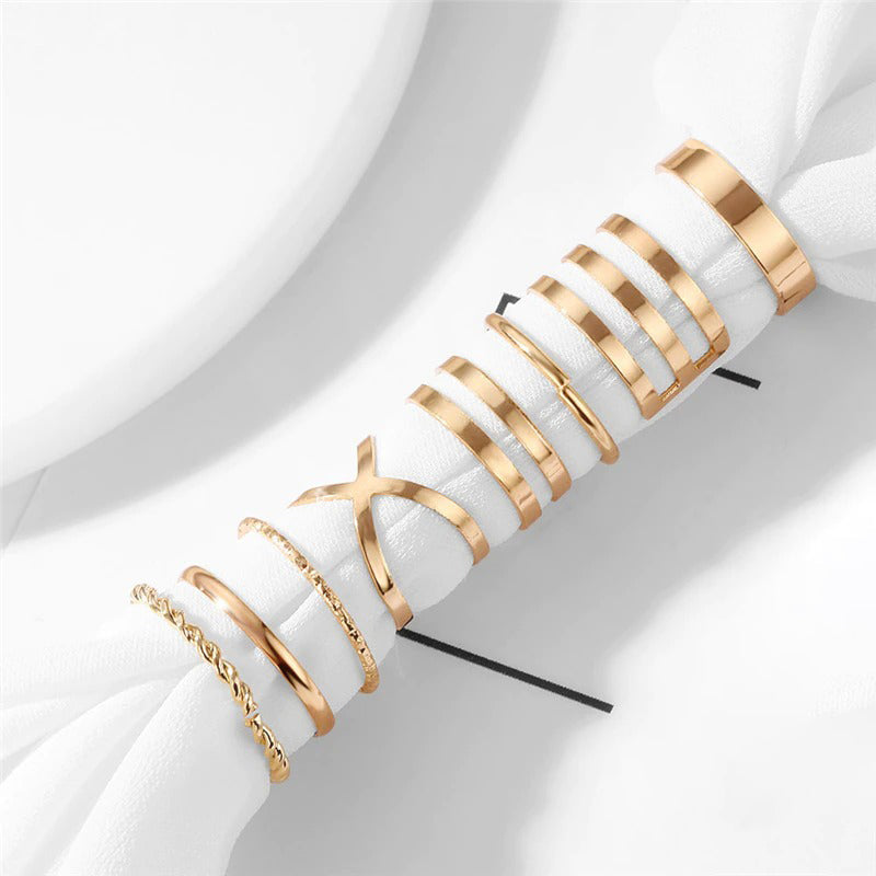 Offenes Ringset mit geometrischen Kreuzverdrehungen in mehreren Stilen