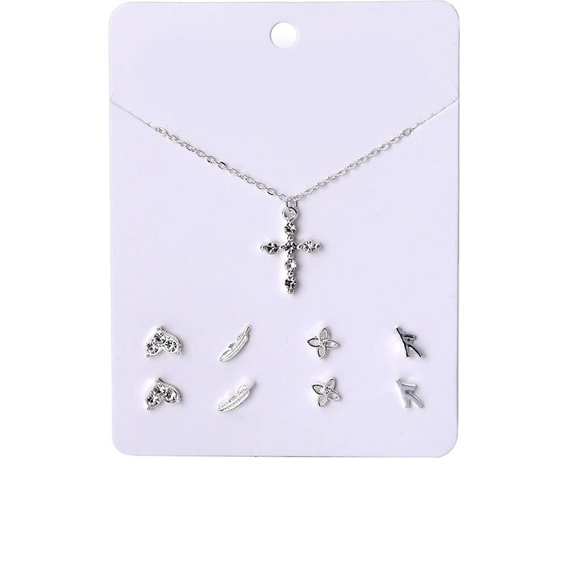 Schmucksets mit Halsketten und Ohrringen aus Zirkonia in verschiedenen Stilen