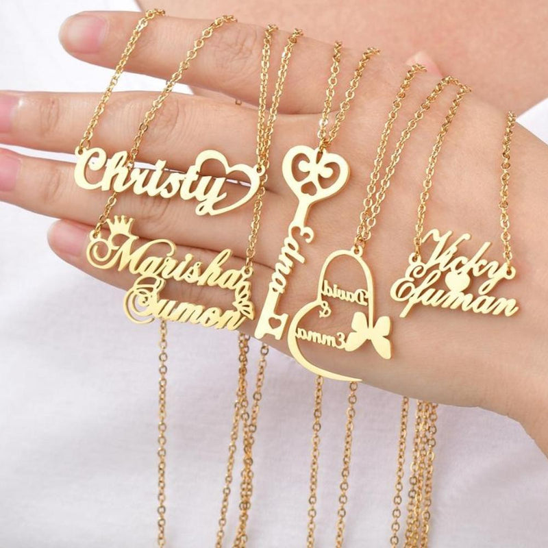 Individuelle und personalisierte Halskette mit Namensanhänger in verschiedenen Stilen