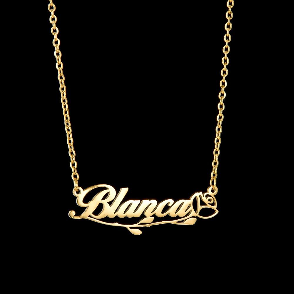 Individuelle und personalisierte Halskette mit Namensanhänger in verschiedenen Stilen