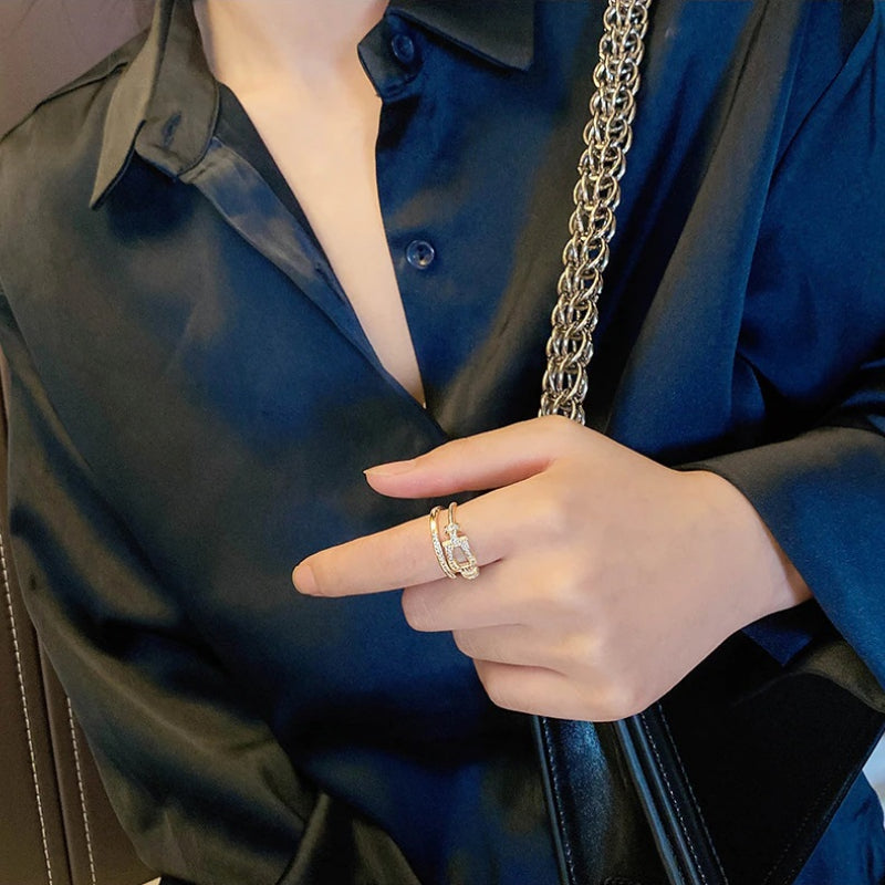 Verstellbare Ringe für Partygirls mit doppellagiger Zirkoniaschnalle in mehreren Stilen