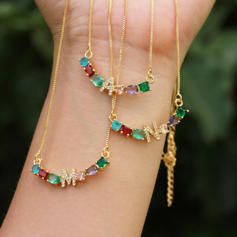 Mehrfarbige Initialen A-Z Charm Personalisierte Anhänger Halsketten