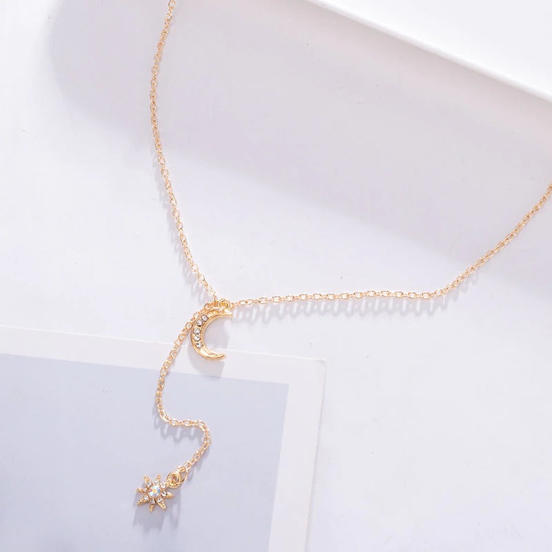 Mehrschichtige Halskette mit Anhängern und Kette im Bohemian-Stil