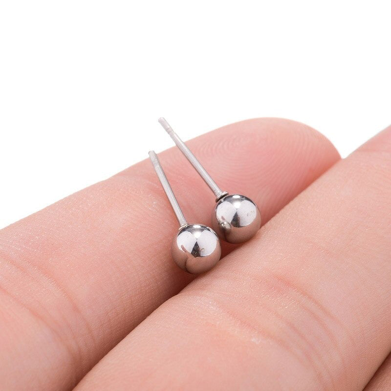 Kollektion Ohrstecker aus Edelstahl in verschiedenen Stilen