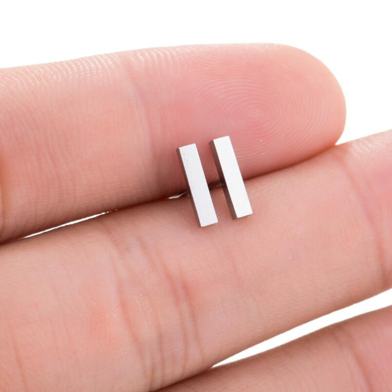 Kollektion Ohrstecker aus Edelstahl in verschiedenen Stilen