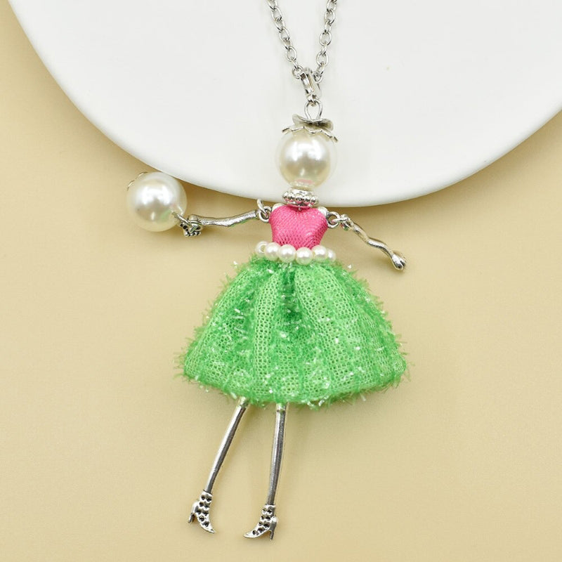 Süße und charmante Fashionista-Halskettenpuppen für Frauen.