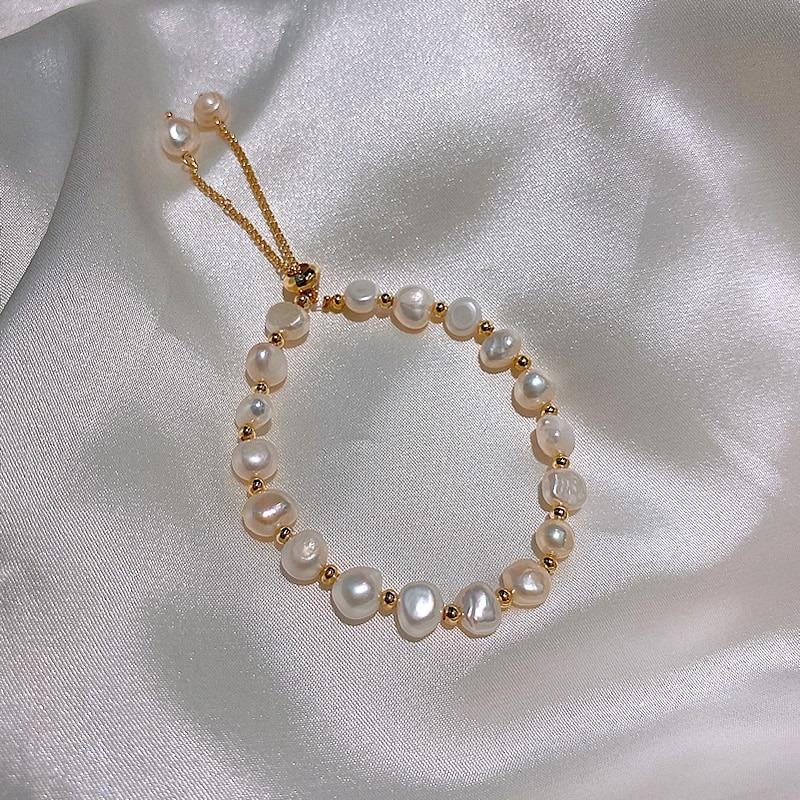 Verstellbares Armband aus natürlichen Barockperlen