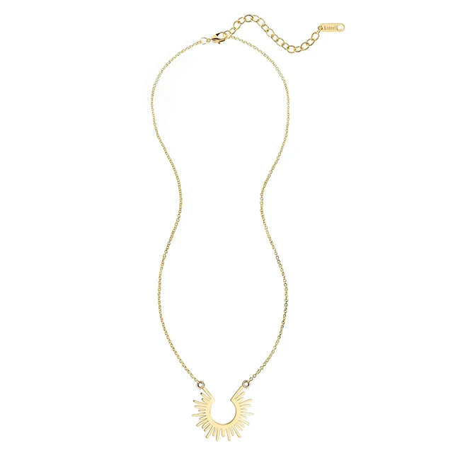 Goldene Halskette mit Sonnenanhänger – verstellbarer Sunburst-Anhänger, himmlischer Sonnenschmuck