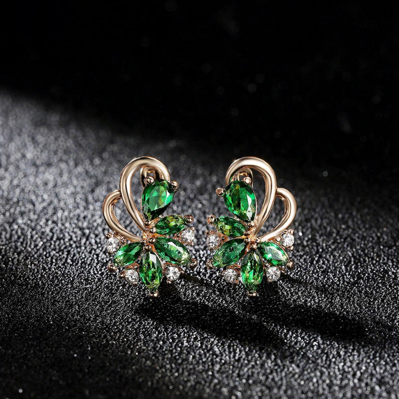 On-Fleek – Mehrfarbige Ohrstecker mit Zirkonia-Blumendesign