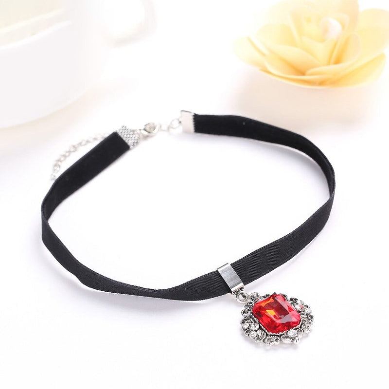 Trendy Fashion Statement Quadratische Form Strass Choker Halsketten