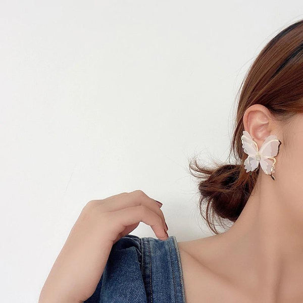 Trendy Ohrstecker mit Schmetterlings-Motiv aus Spitze