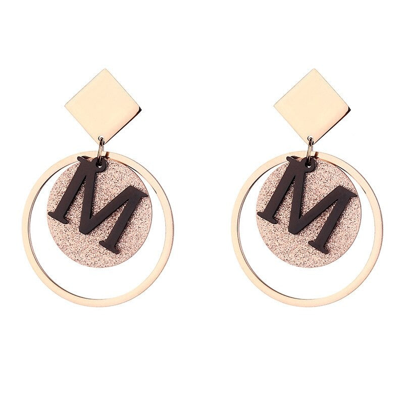 Trendy geometrische Ohrringe aus Edelstahl