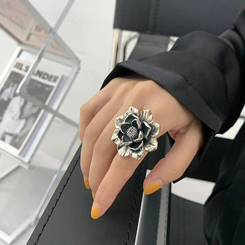 Übergroße verstellbare Ringe aus Sterlingsilber mit Vintage-Blumen