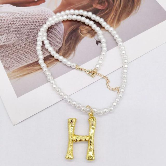 Personalisierte Buchstabenkette mit Perlen