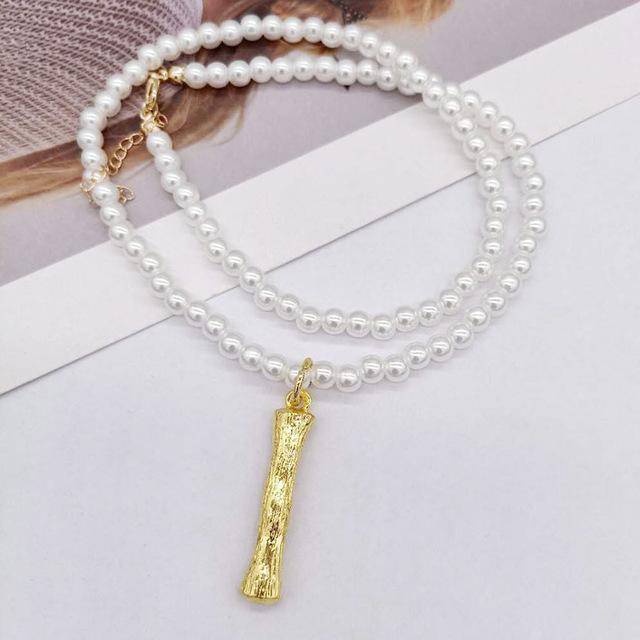 Personalisierte Buchstabenkette mit Perlen