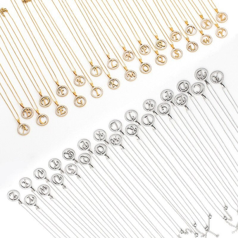 Personalisierte Halsketten mit kursivem Anfangsbuchstaben und Anhänger aus Strasssteinen