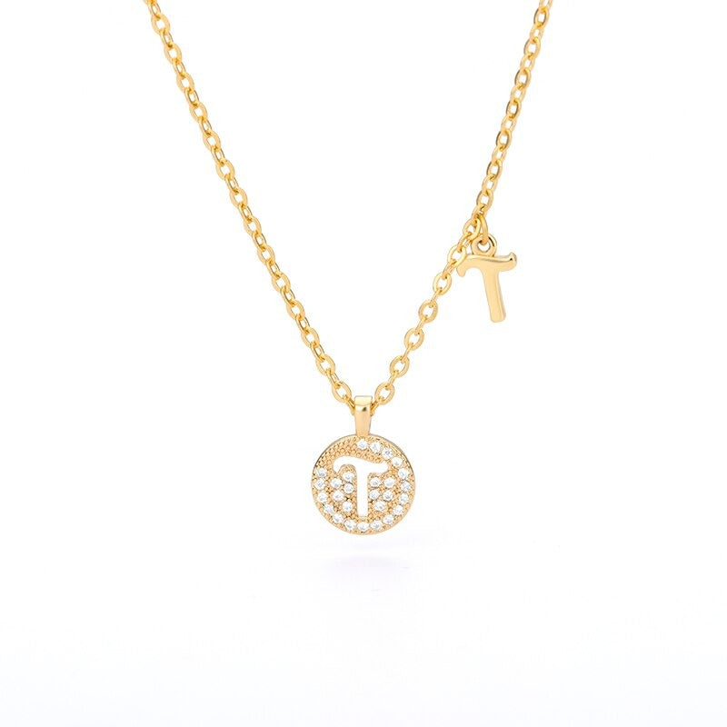 Personalisierte zierliche Halsketten mit Buchstabenanhänger aus Zirkonia