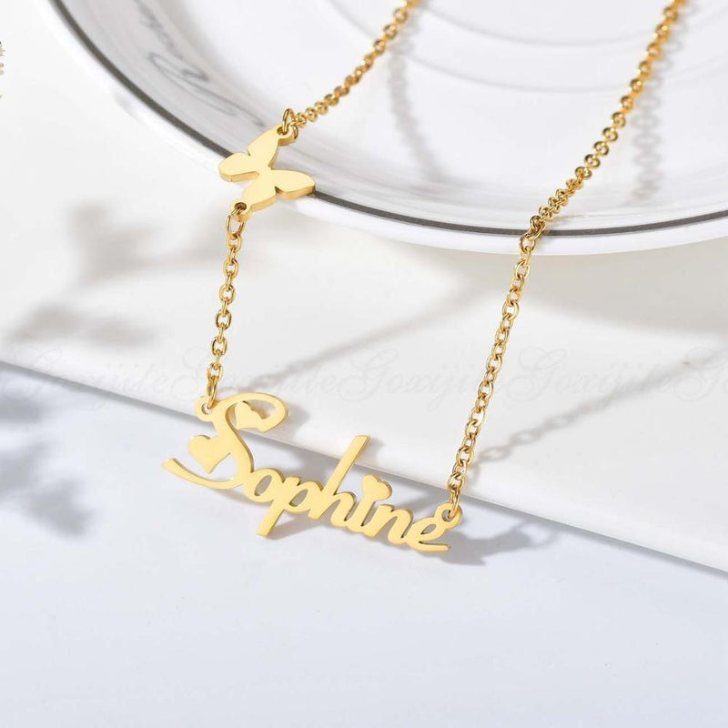 Personalisierte Namenskette mit Schmetterling und Herz