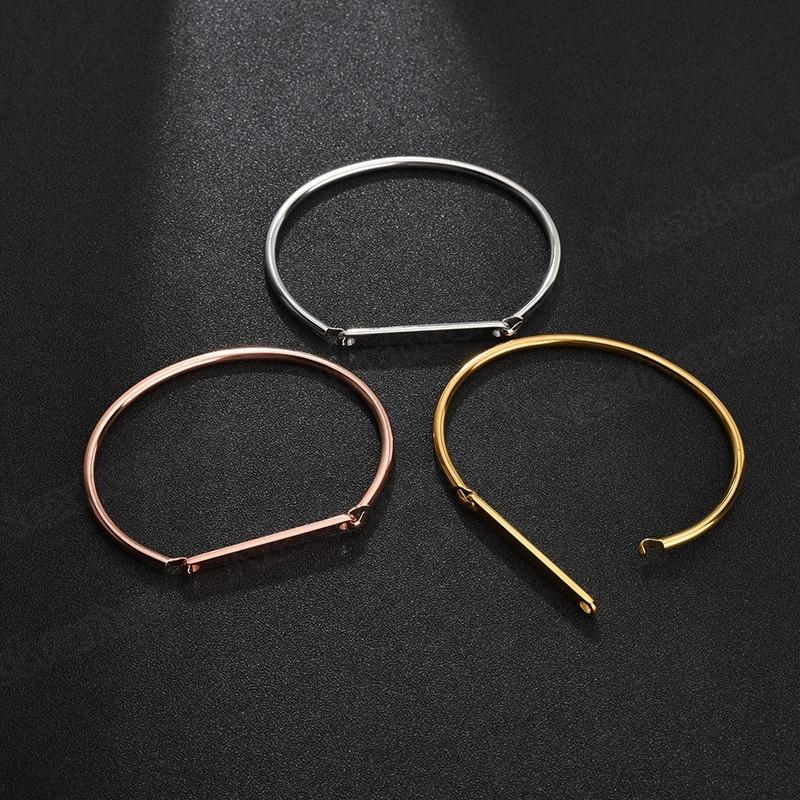 Personalisierter Name Minimalistischer Armreif