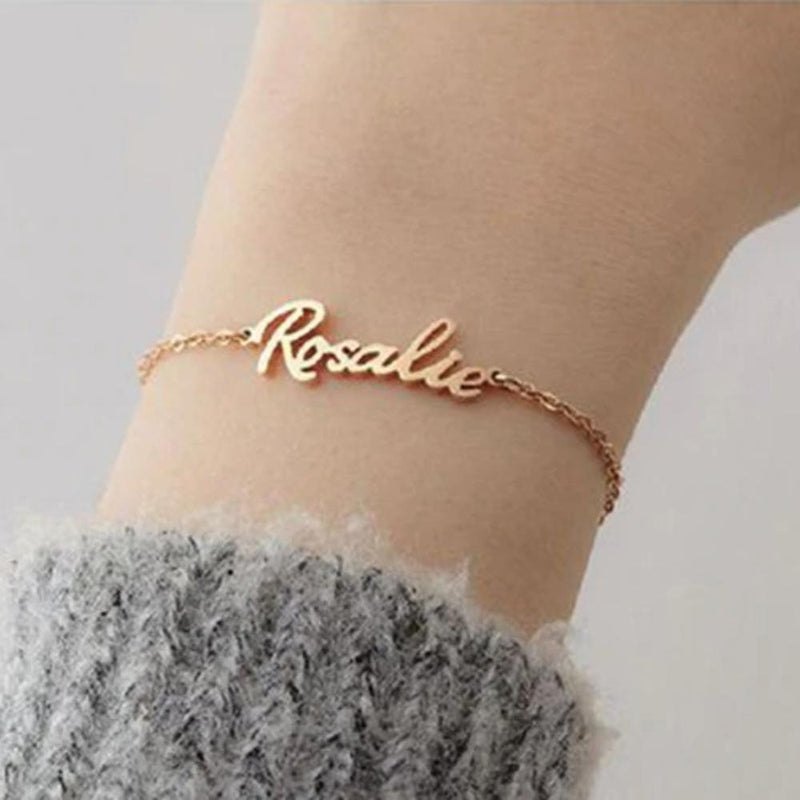 Personalisiertes Schmuckset mit Halskette, Ring und Ohrringen