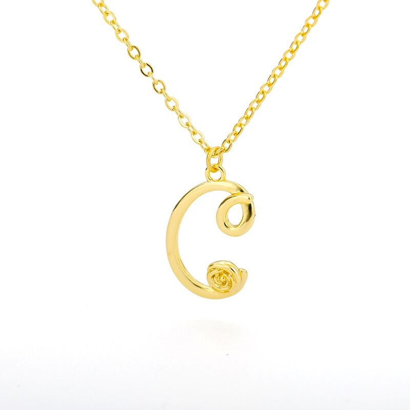 Personalisierte Halsketten mit Anhänger im Rosenblütenstil mit Anfangsbuchstaben A-Z